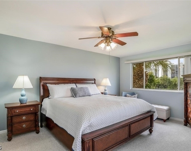 340 Horse Creek Drive - Photo Thumbnail 14