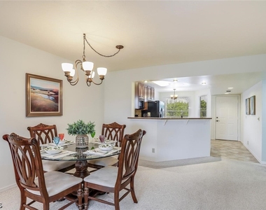 340 Horse Creek Drive - Photo Thumbnail 10