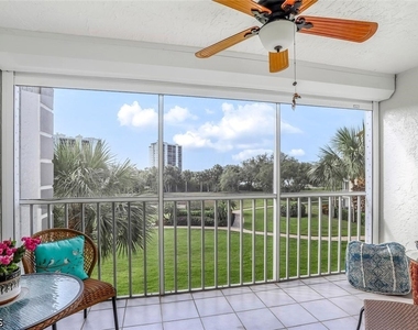 340 Horse Creek Drive - Photo Thumbnail 12