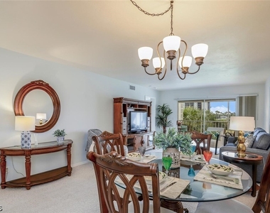 340 Horse Creek Drive - Photo Thumbnail 8