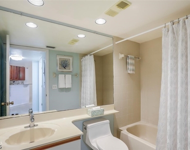 340 Horse Creek Drive - Photo Thumbnail 20