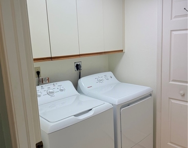 340 Horse Creek Drive - Photo Thumbnail 18
