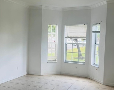 8484 Bernwood Cove Loop - Photo Thumbnail 23