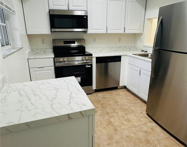 8484 Bernwood Cove Loop - Photo Thumbnail 8
