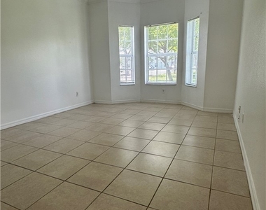 8484 Bernwood Cove Loop - Photo Thumbnail 13