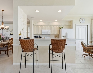 10480 Washingtonia Palm Way - Photo Thumbnail 10