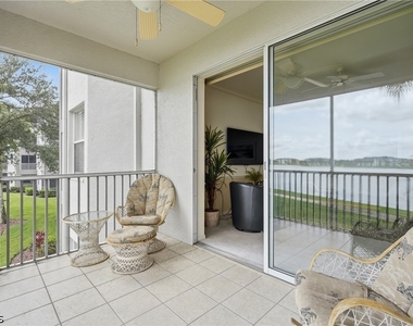 10480 Washingtonia Palm Way - Photo Thumbnail 19