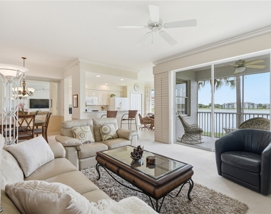 10480 Washingtonia Palm Way - Photo Thumbnail 9