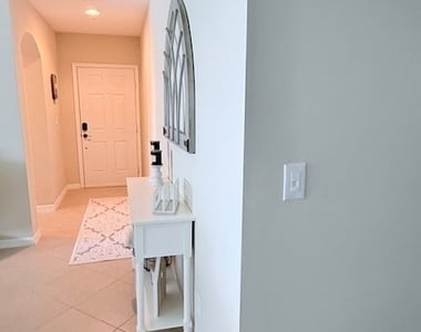 8500 Violeta Street - Photo Thumbnail 8