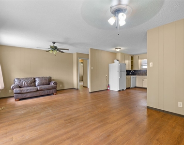 10973 Longstreet Road - Photo Thumbnail 7