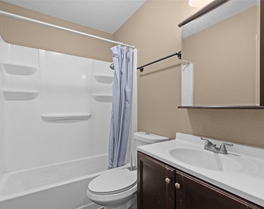 10973 Longstreet Road - Photo Thumbnail 13