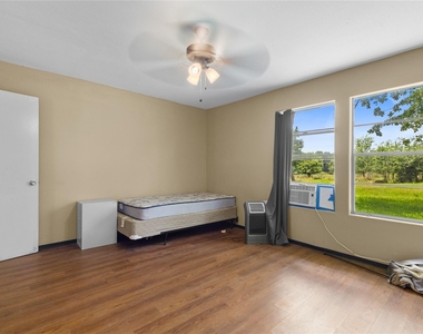 10973 Longstreet Road - Photo Thumbnail 14