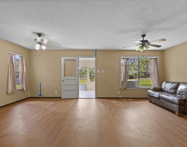 10973 Longstreet Road - Photo Thumbnail 6