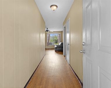 10973 Longstreet Road - Photo Thumbnail 5