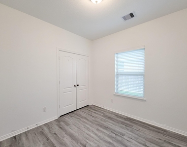 31351 Horseshoe Meadow Bend Lane - Photo Thumbnail 19