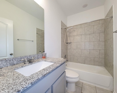 31351 Horseshoe Meadow Bend Lane - Photo Thumbnail 23