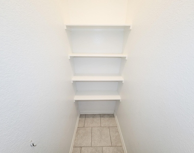 31351 Horseshoe Meadow Bend Lane - Photo Thumbnail 13