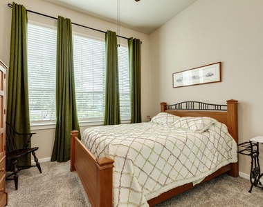 12917 Ocean Breeze Lane - Photo Thumbnail 14