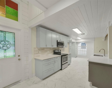 23122 Whispering Willow Drive - Photo Thumbnail 15