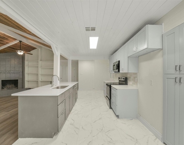 23122 Whispering Willow Drive - Photo Thumbnail 14