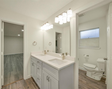23122 Whispering Willow Drive - Photo Thumbnail 30