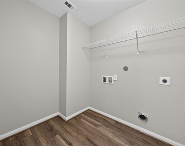 26055 Allan Poe Drive - Photo Thumbnail 34