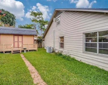 2322 Ansbury Drive - Photo Thumbnail 22