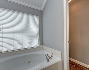 2649 Helena Street - Photo Thumbnail 25