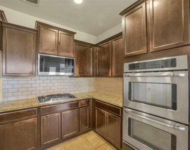 3511 Brampton Island Drive - Photo Thumbnail 11