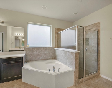 3511 Brampton Island Drive - Photo Thumbnail 24