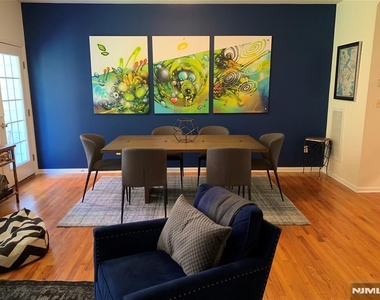 120 Greenway - Photo Thumbnail 5
