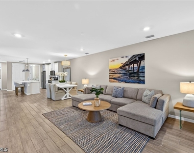 14567 Edgewater Circle - Photo Thumbnail 3