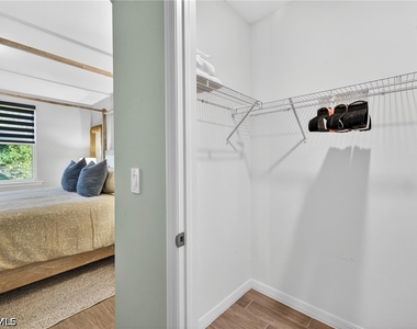 14567 Edgewater Circle - Photo Thumbnail 20