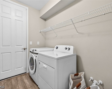 14567 Edgewater Circle - Photo Thumbnail 25