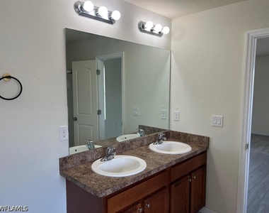 10329 Canal Brook Lane - Photo Thumbnail 6