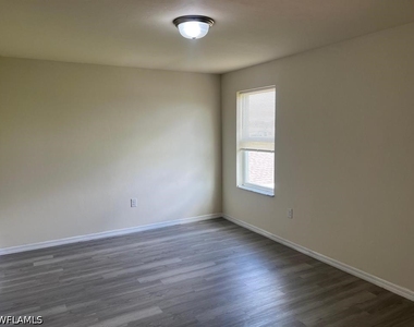 10329 Canal Brook Lane - Photo Thumbnail 7