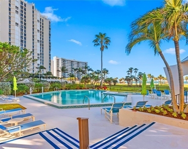 4031 Gulf Shore Boulevard N - Photo Thumbnail 19