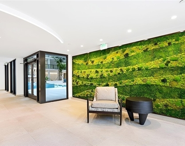 4031 Gulf Shore Boulevard N - Photo Thumbnail 16