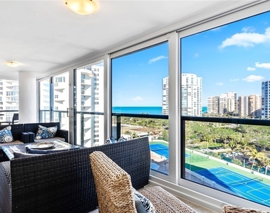 4031 Gulf Shore Boulevard N - Photo Thumbnail 11