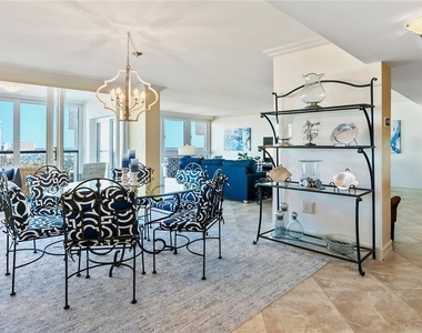 4031 Gulf Shore Boulevard N - Photo Thumbnail 8