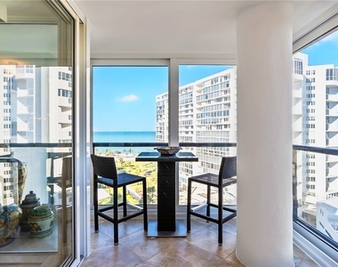4031 Gulf Shore Boulevard N - Photo Thumbnail 12