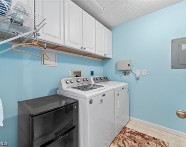 5928 Cranbrook Way - Photo Thumbnail 11