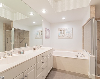 300 Dunes Boulevard - Photo Thumbnail 9