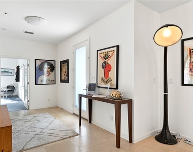 586 Yucca Road - Photo Thumbnail 3