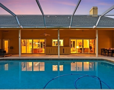 586 Yucca Road - Photo Thumbnail 20