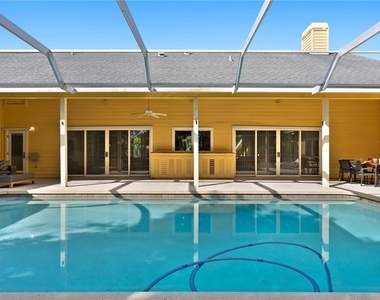 586 Yucca Road - Photo Thumbnail 19