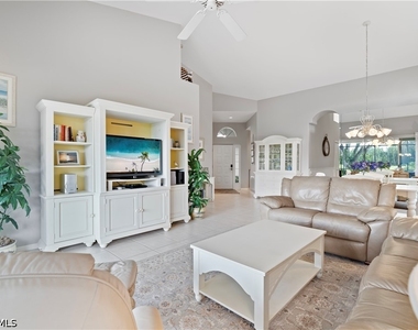 13520 Southampton Drive - Photo Thumbnail 4
