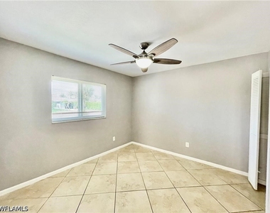 632 108th Avenue N - Photo Thumbnail 4
