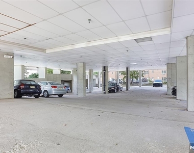 850 Main - Photo Thumbnail 4