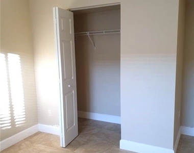 8298 Key Royal Lane - Photo Thumbnail 4